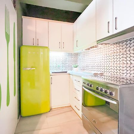 Loft 1 Bedroom Apartment In The Heart Of Atény Exteriér fotografie